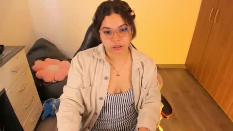 madelaine_taylor online show from 10-20-25, 03:34