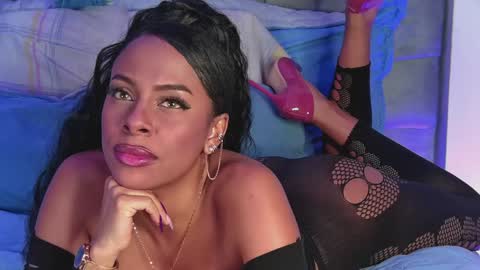 madeleinxxx_ online show from 12-11-24, 11:51