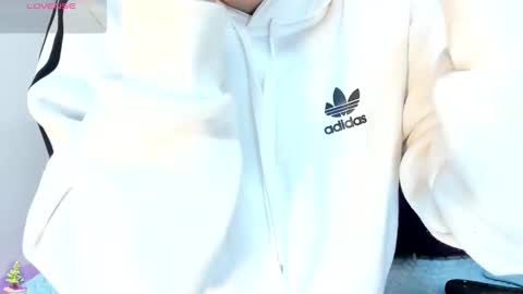 Snapshot of madelin_clerk chatting on 12-30-24, 03:13 Madelin Clerk online show from 12-30-24, 03:13