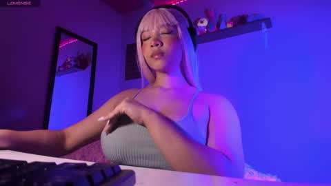 Madeline  online show from 12-27-24, 03:53