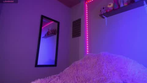 Madeline  online show from 12-28-24, 03:47