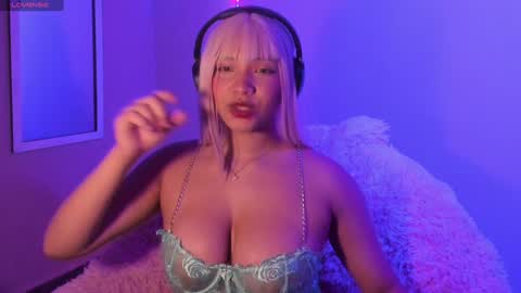 Madeline  online show from 01-21-25, 04:43