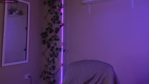 Madeline  online show from 09-09-25, 01:16