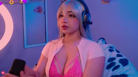 Madeline  online show from 10-09-25, 03:59