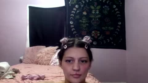 madeline online show from 02-26-26, 04:22