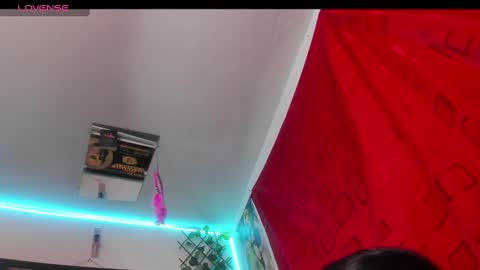 Snapshot of madelyn777 chatting on 12-21-24, 09:44 Madelyn. online show from 12-21-24, 09:44