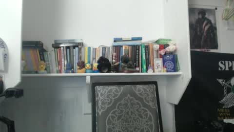 Letty online show from 10-27-25, 07:51