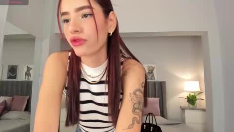 Snapshot of madie_collins7 chatting on 02-26-25, 11:09 Madie online show from 02-26-25, 11:09