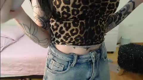 madison  online show from 01-15-25, 03:43