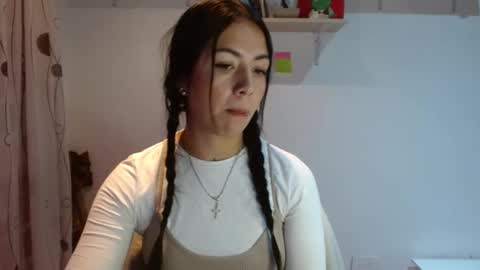 Snapshot of madisoncambel chatting on 02-11-25, 05:16 Madison Cambel online show from 02-11-25, 05:16