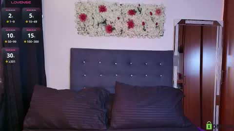 madisonwalkeeer online show from 10-26-25, 06:03