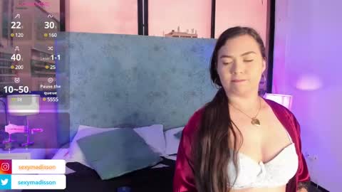 Snapshot of madisson7 chatting on 02-09-25, 12:08 Madisson online show from 02-09-25, 12:08