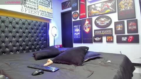 Snapshot of madisson7 chatting on 03-05-25, 12:00 Madisson online show from 03-05-25, 12:00