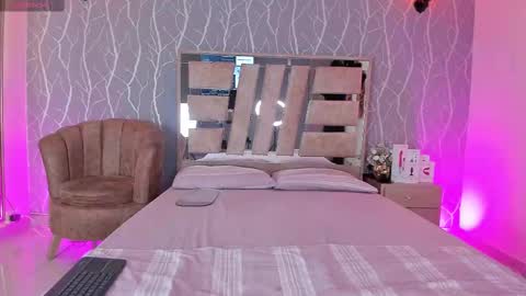    online show from 02-23-25, 01:32