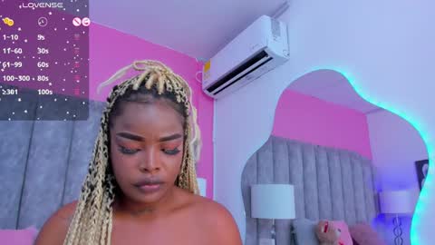 Snapshot of madissonlopez chatting on 01-02-25, 03:05 Madisson Lopez online show from 01-02-25, 03:05