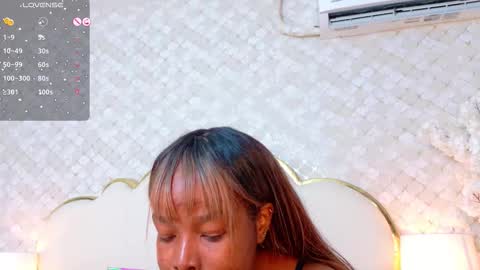 Snapshot of madissonlopez chatting on 01-11-26, 04:17 Madisson Lopez online show from 01-11-26, 04:17