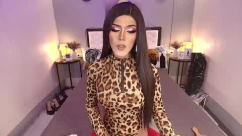 Wil online show from 10-25-25, 03:03