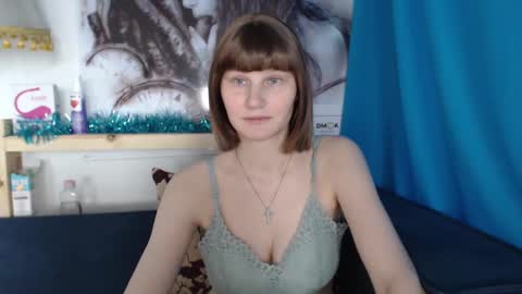 Snapshot of madoka_xxx chatting on 01-11-25, 08:00 Elizabeth online show from 01-11-25, 08:00