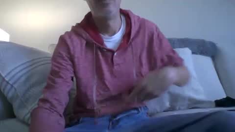 Snapshot of madryan77 chatting on 12-21-25, 07:32 madryan77 online show from 12-21-25, 07:32