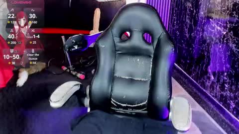 Mae online show from 02-15-25, 03:52