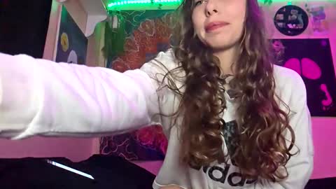 maevedotexe online show from 11-16-25, 02:17