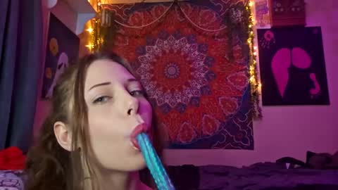 maevedotexe online show from 11-29-25, 09:40