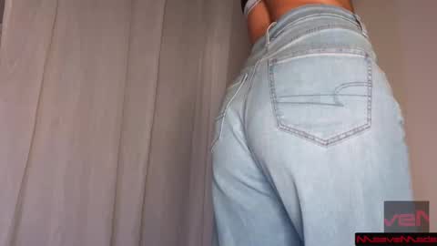 Meaves online show from 11-25-25, 05:07