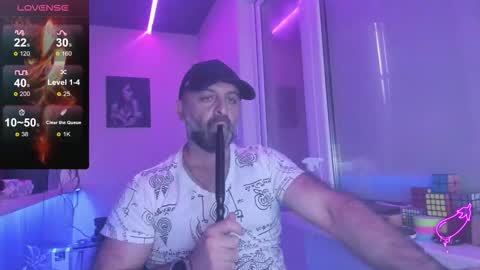 Magabear online show from 09-24-25, 07:44