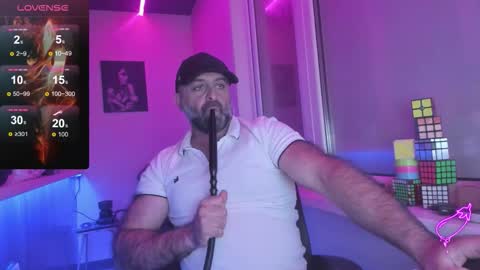 Magabear online show from 10-14-25, 06:20