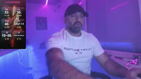 Magabear online show from 11-28-25, 05:04