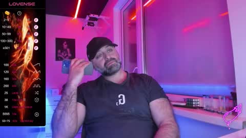 Snapshot of magabear chatting on 02-20-26, 02:50 Magabear online show from 02-20-26, 02:50