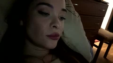 magggg658318 online show from 09-16-25, 02:40