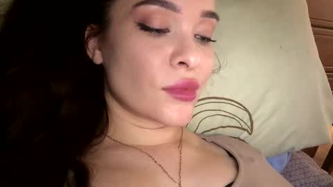 magggg658318 online show from 09-24-25, 01:14