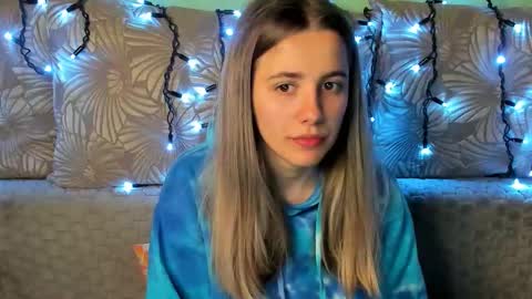 Maggie online show from 10-27-25, 03:10