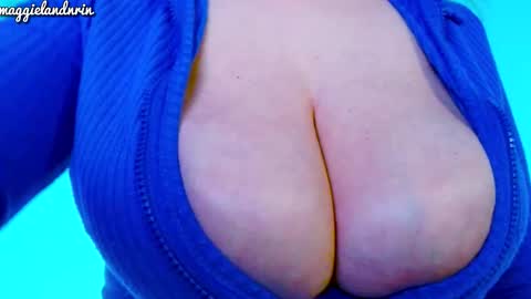 Maggie   online show from 10-20-25, 03:51