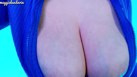 Maggie   online show from 10-22-25, 05:02