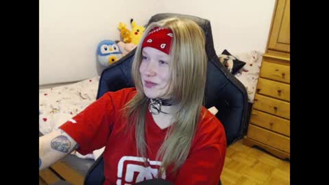 Magdalene Swaggy online show from 01-11-25, 07:38