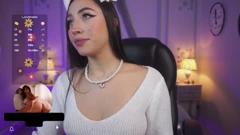 Snapshot of maggietime chatting on 02-03-25, 08:57   online show from 02-03-25, 08:57