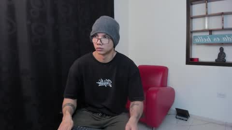 Damian Rivers online show from 12-11-24, 12:44