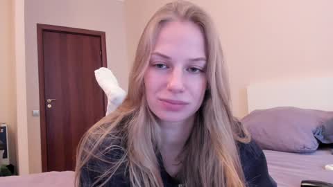 Alice  online show from 11-10-25, 10:25