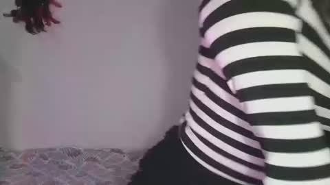 Snapshot of magic_door_open chatting on 01-06-25, 09:41 magic door open online show from 01-06-25, 09:41