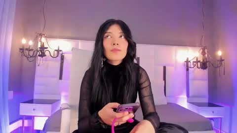 Snapshot of magic_isis_ chatting on 01-18-26, 04:49 Magic isis online show from 01-18-26, 04:49