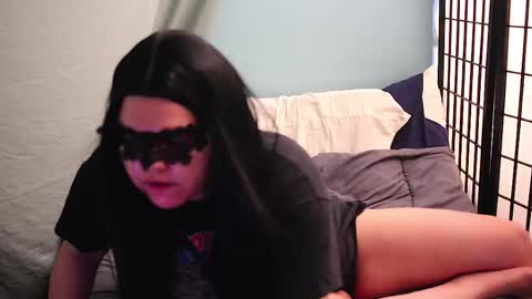 Snapshot of magicalgirlfrieren chatting on 10-29-25, 10:44 magicalgirlfrieren online show from 10-29-25, 10:44