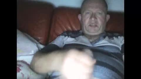 Snapshot of magicman250 chatting on 09-20-25, 10:00 magicman250 online show from 09-20-25, 10:00