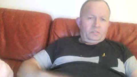 Snapshot of magicman250 chatting on 10-19-25, 05:24 magicman250 online show from 10-19-25, 05:24