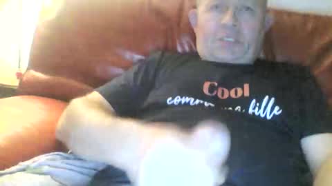 magicman250 online show from 11-28-25, 04:48