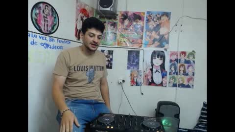 Snapshot of magico_9809 chatting on 01-09-26, 05:15 BRAYAN online show from 01-09-26, 05:15