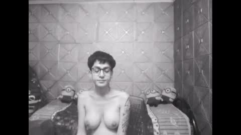 Snapshot of magicsaya chatting on 01-29-25, 12:33 TsKaycee online show from 01-29-25, 12:33