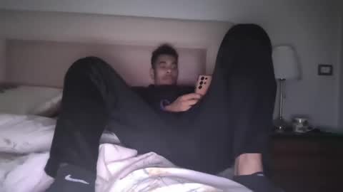 Snapshot of magicsempai chatting on 12-09-24, 03:00 Magicsempai online show from 12-09-24, 03:00