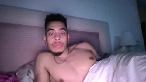 Snapshot of magicsempai chatting on 01-23-25, 03:22 Magicsempai online show from 01-23-25, 03:22